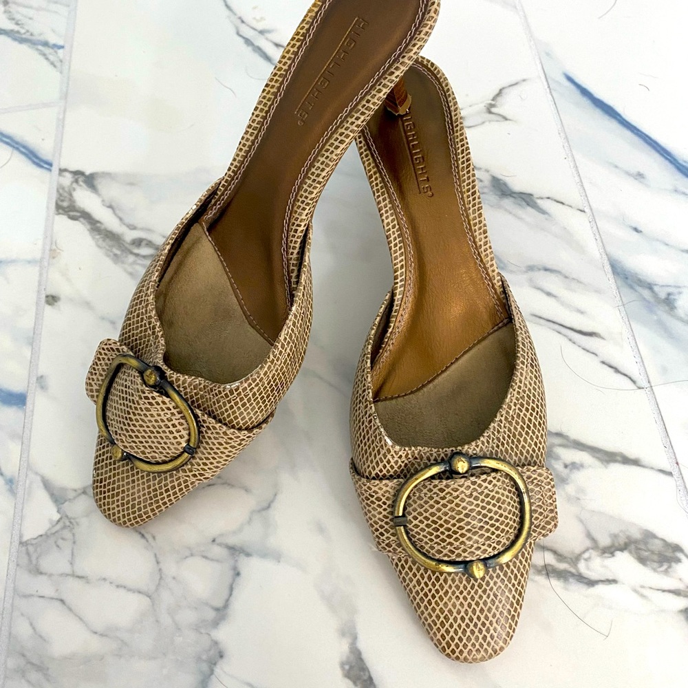 Size 8 1/2 Womens Shoe.  Faux snake skin. Brass buckle.  Highlights brand.